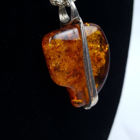 24" genuine 925 silver necklace w/Amber pendant - Picture 2 of 8